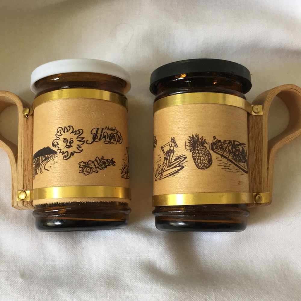 Vtg NOS  Aloha From Hawaii Salt/Pepper Shaker Set